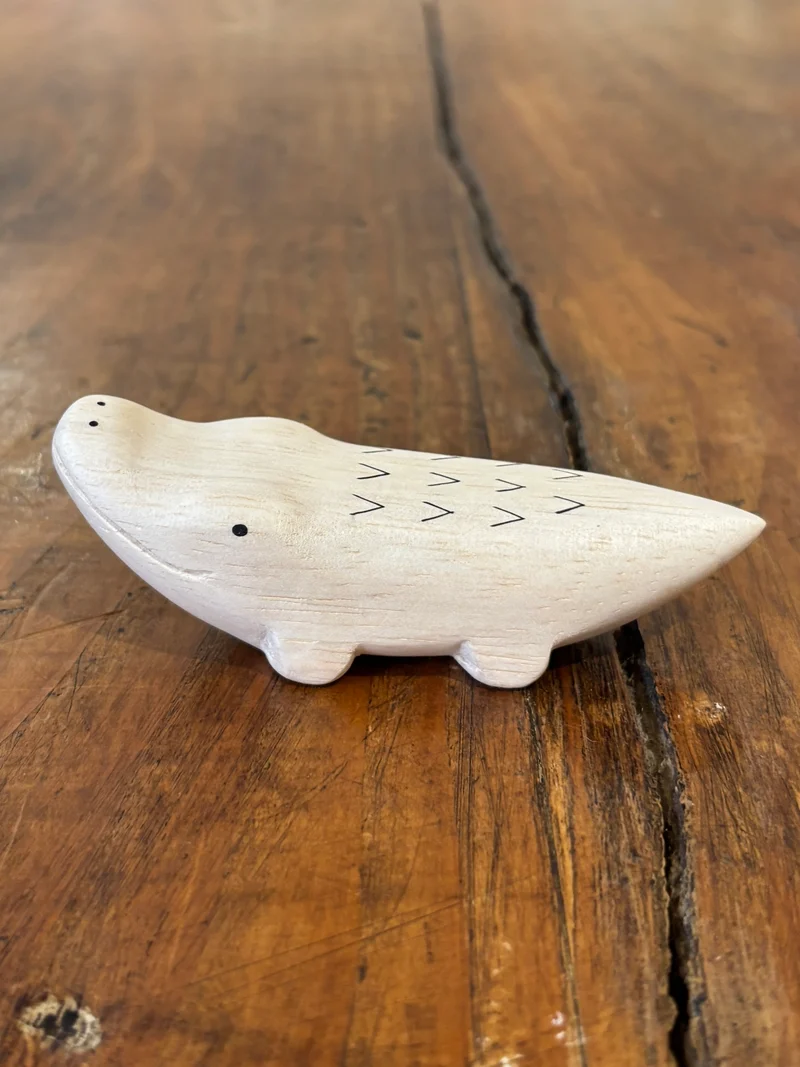 Crocodile Figurine en Bois - T-Lab.