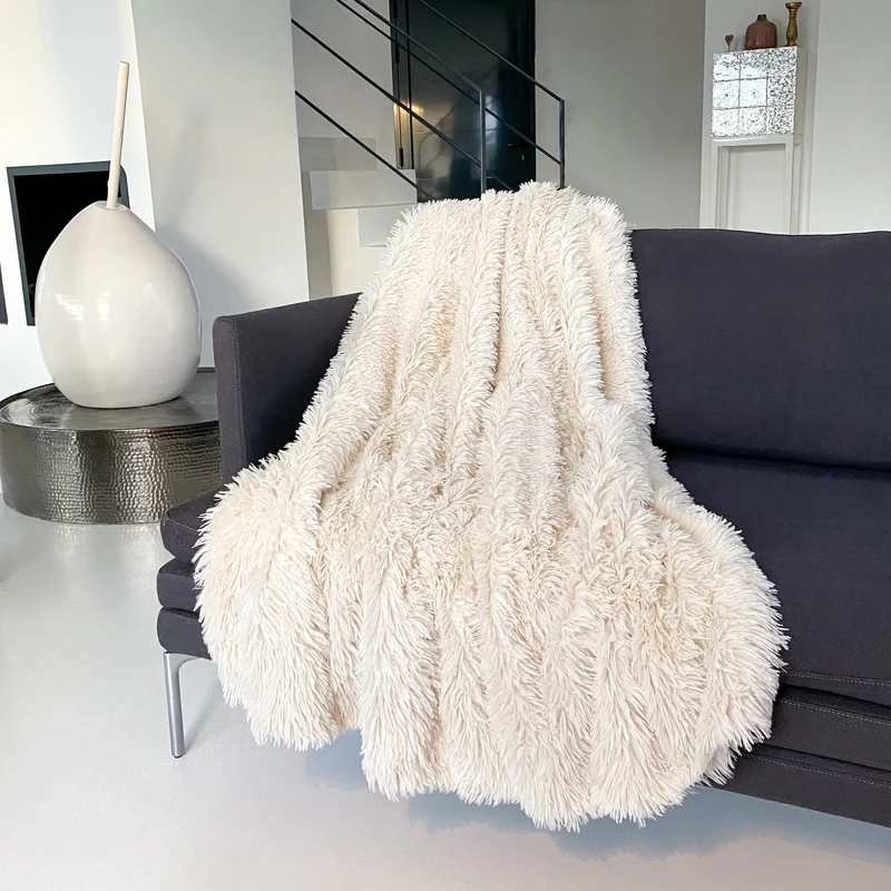 Plaid imitation poils longs 130x170cm 450g/m² - Longwool Beige clair