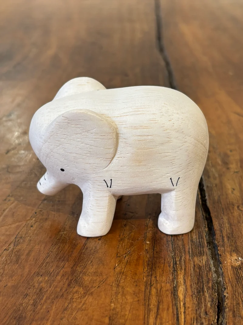 Eléphant Figurine en Bois - T-Lab.
