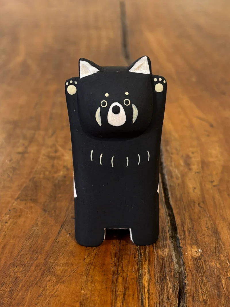 Panda Roux Figurine en Bois - T-Lab.