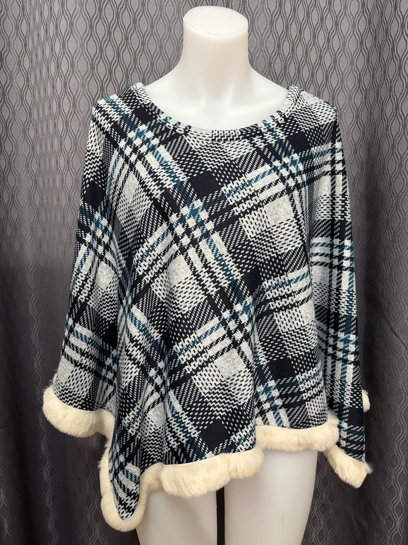 Poncho Carreaux Gris