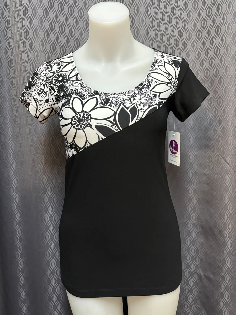 Chandail noir et blanc