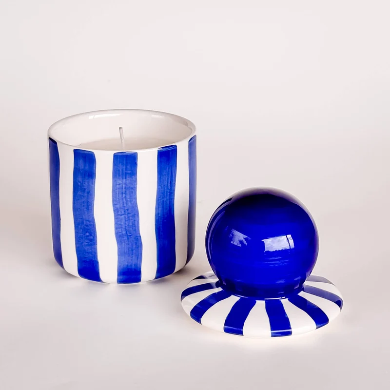 Bougie en céramique rayée - mare blue