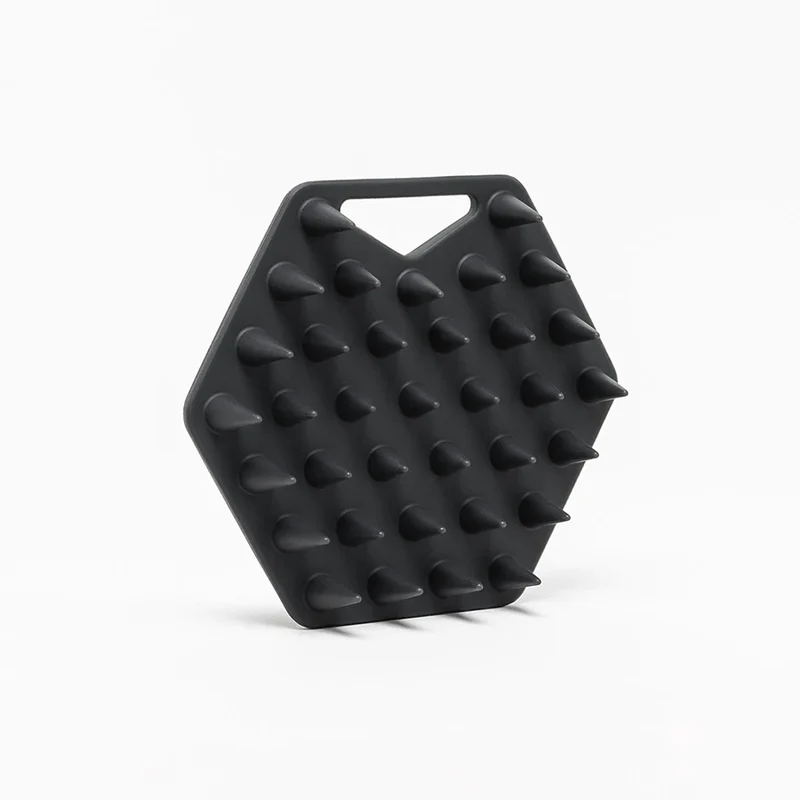 BROSSE POUR CUIR CHEVELU EN SILICONE - Tooletries