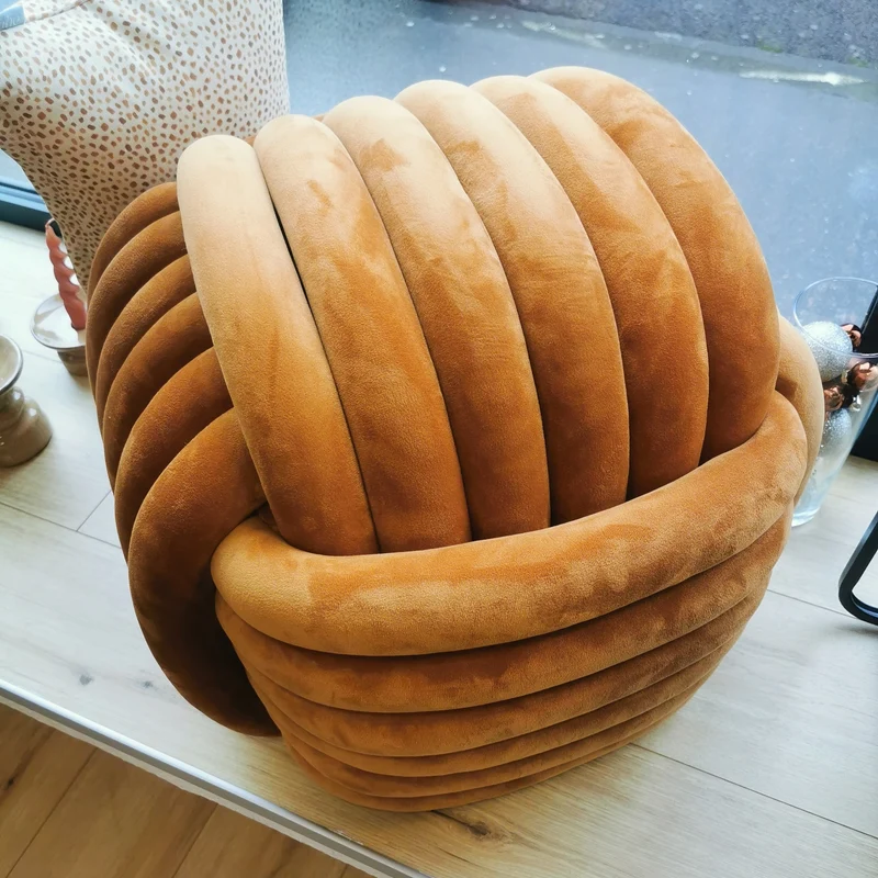 Pouf passementerie - marron
