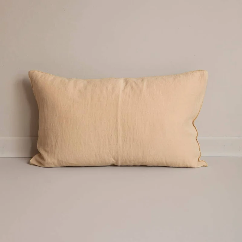 Coussin en lin uni - amande