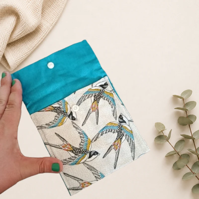Pochette pour serviettes hygiéniques – imperméable